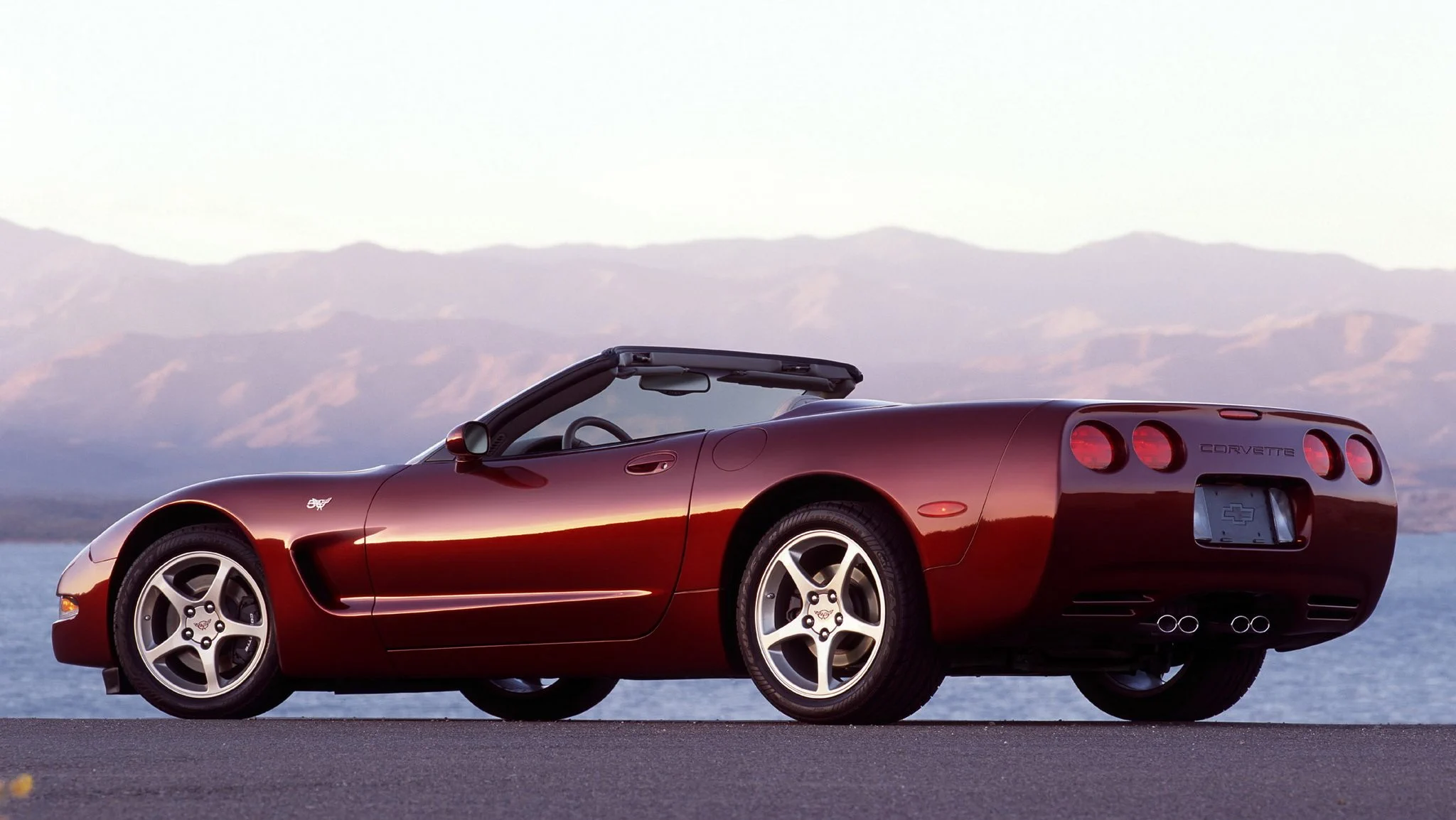 Corvette Generations/C5/C5 2002 Purple 50th Anniv.webp